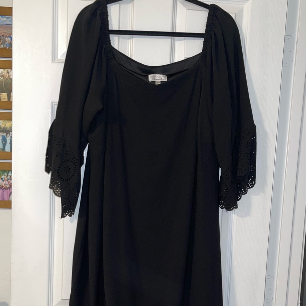 Elegant Black Mini Dress